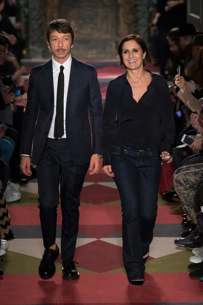 Look 54